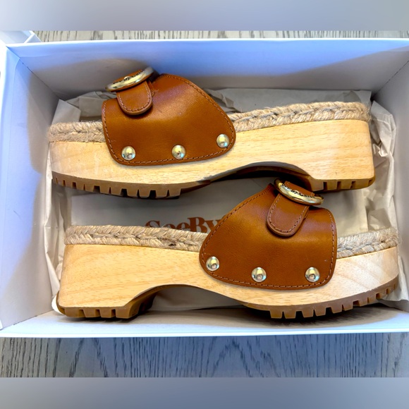 See By Chloé Viviane Buckled LeatherSlide Clog In Light Brown Size 38/7.5 - Picture 9 of 12